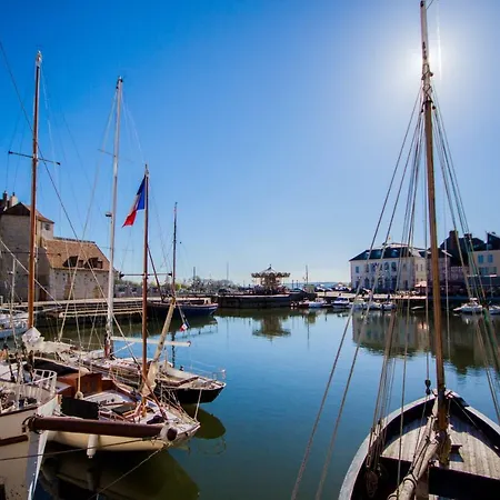 Location הונפלר